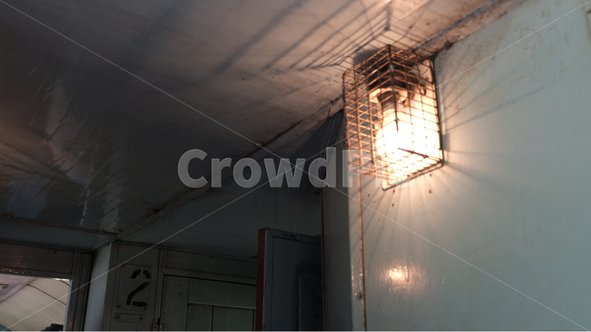 전등,불빛,분위기,빈티지,전구,스리랑카,기차,겨울,가을,빛,light,lamp,tran,감성,sensible,feeling,인테리어,실내디자인,interior design