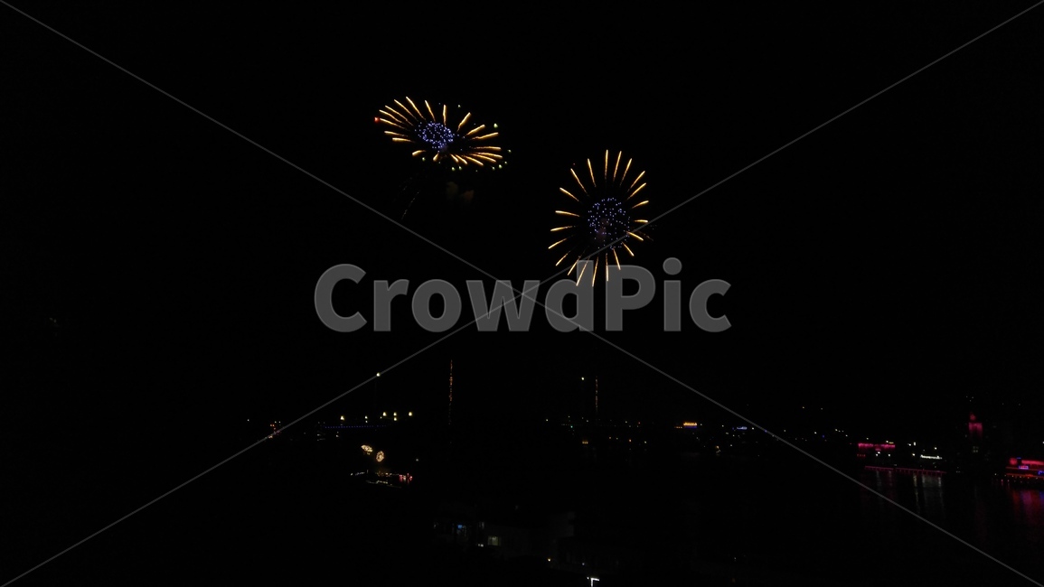 폭죽놀이,밤하늘,밤바다,파티,축제,firework,squib,petard