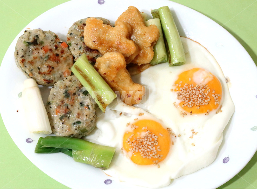 계란후라이,파구이,동그랑땡,깨,대파구이,음식,식재료,요리,food,cook,meal,dishes,food reserves
