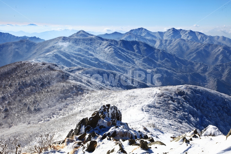 frost,서리,nature,자연,outdoors,옥외,ice,빙,mountain,산,mountainrange,산맥,glacier,빙하,snow,눈,scenery,상고대,무주,덕유산,덕유산설경,설경,설청봉,향적봉,중봉,경치,풍경,운해,겨울,계절,winter,season,자연,풍경,nature,landscape