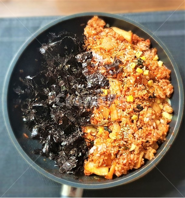 볶음밥,혼밥,김치볶음밥,저녁,점심