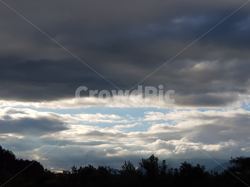 구름,하늘,먹구름,뭉게구름,흐린날,cloud,sky