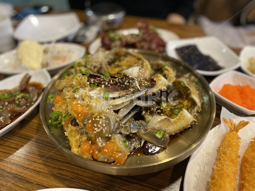 간장게장,밥도둑,음식,게장,맛집,암게,꽃게,제철음식,모임,음식,식재료,요리,food,cook,meal,dishes,food reserves,한식,한국음식,한국요리,korean food,korean dishes,korean meal,korean cook