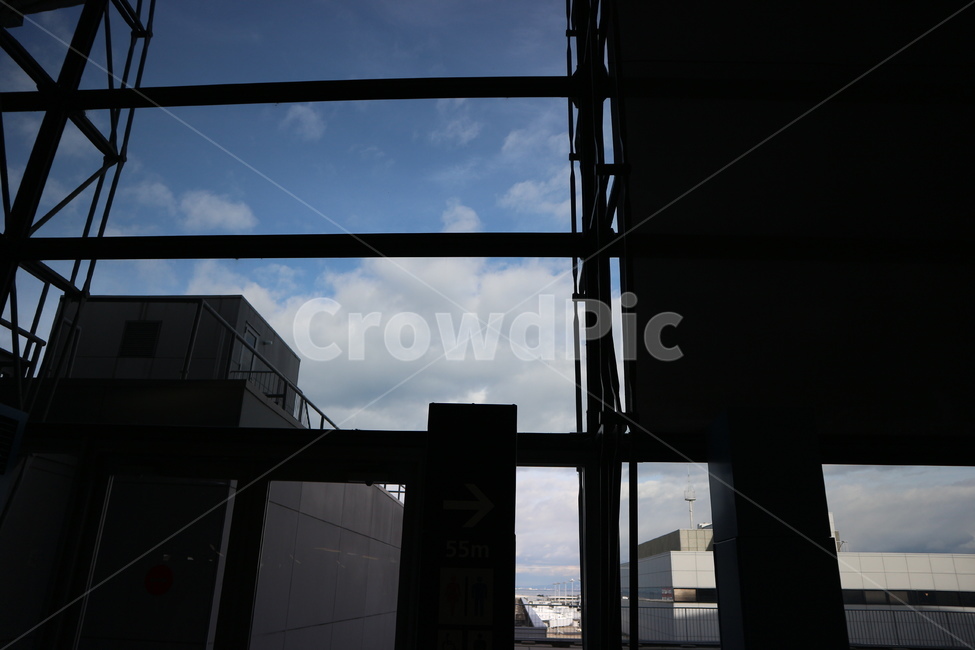 하늘,구름,창문,파란하늘,감성사진,도시,풍경,city,landscape,building,건물,architecture,건축물,window