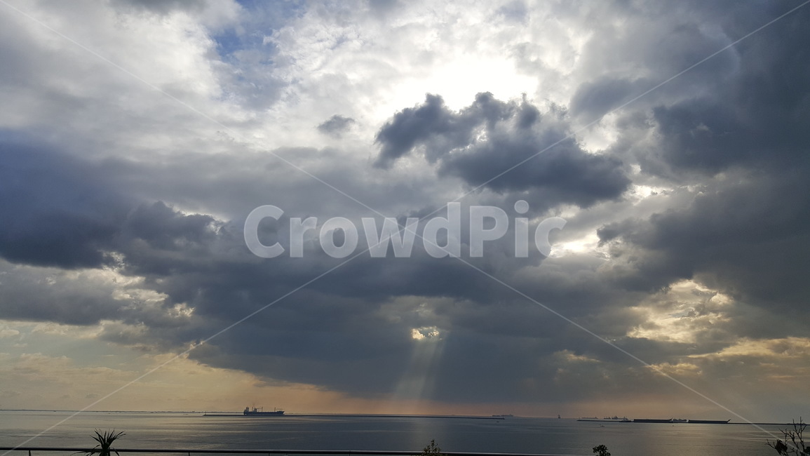 weather,날씨,nature,자연,구름,sky,cloud,outdoors,하늘,cumulus,적운,빛줄기,먹구름,beam,brewing,darkcloud