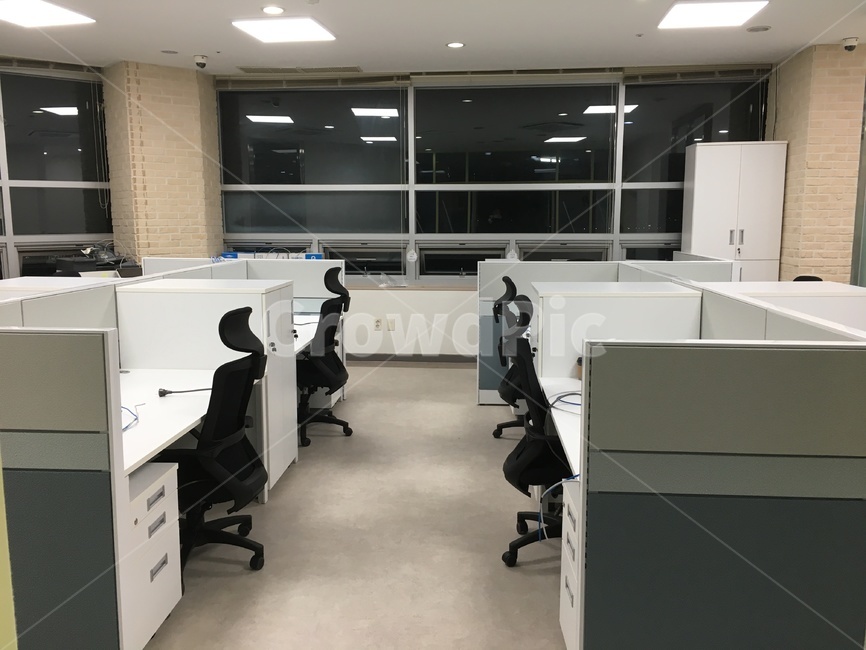 furniture,가구,table,desk,책상,사무실,office,산업,industry,industrial,비즈니스,사업,business,service,work,인테리어,실내디자인,interior design