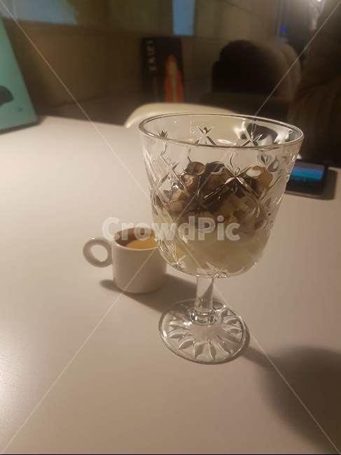 카페,cafe,에스프레소,아포가또,아포가토,아뽀가토,아뽀가또,아이스크림,예쁜찻잔,예쁜컵,유리컵,투명컵,커피,카페,coffee,cafe
