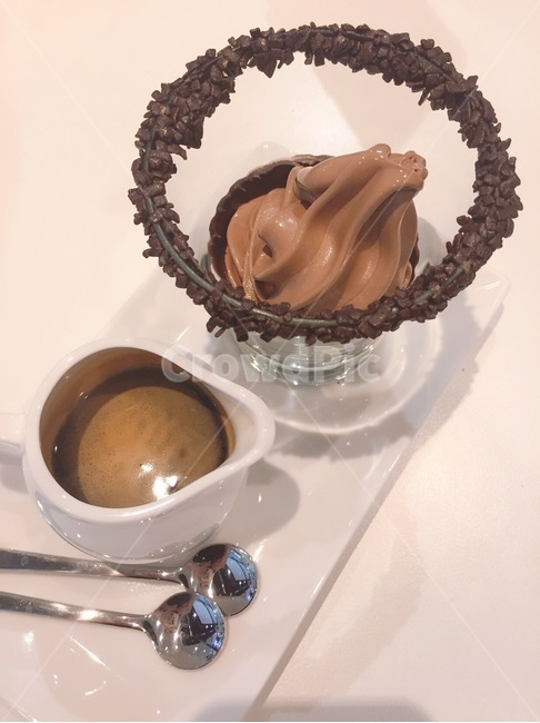 커피,아이스크림,디저트,아포가토,카페,음료,음식,초코,디저트,간식,후식,dessert,snack