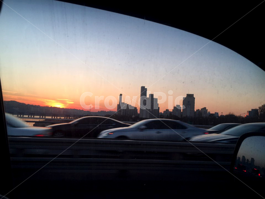 일몰,자동차,그림자,저녁,노을,sunset,building,gradation,퇴근길,교통,교통수단,traffic,transportation
