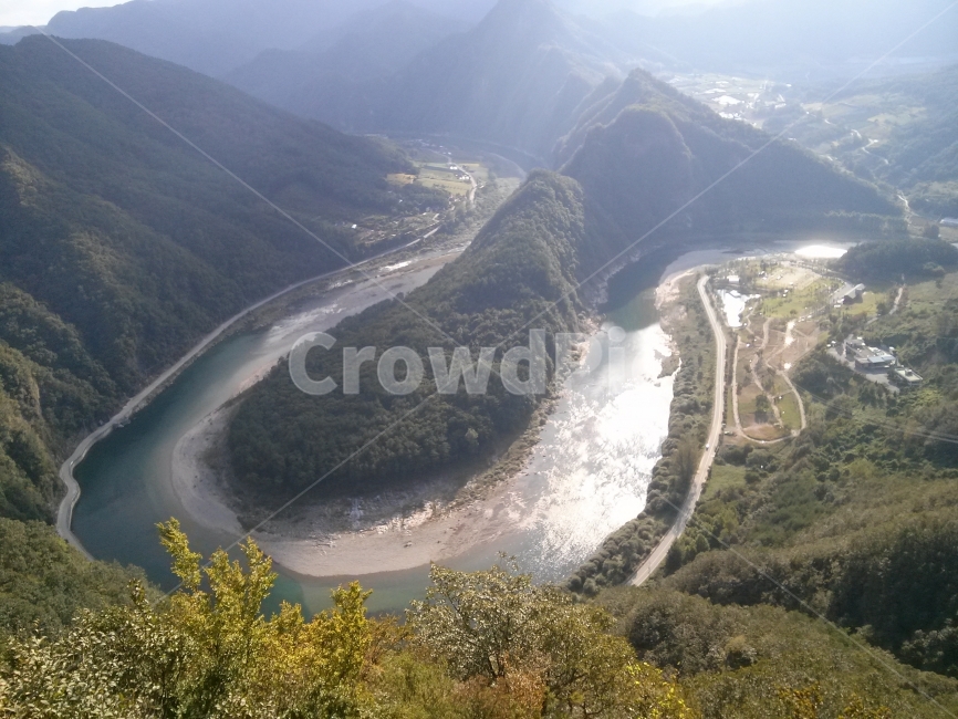 강,하늘,자연,햇살,햇빛,산,계곡,물,계절,정선,지도모양,자연,풍경,nature,landscape,한국자연풍경,한국자연경관,korea nature landscape,scenery,outdoors,옥외,경치,mountain,aerial view,조감도