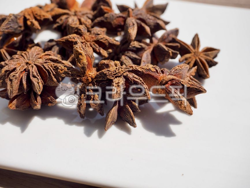 staranisehall,asianfood,spice,cookingingredients,Star Anise Hall,scent,Asian food,dryfood,dry food,indianfood,cooking,organic,starshape,chinesefood,anise,Indian food,Spice,octagonal,star shape,cooking ingredients,brown,Chinese food,octagonal incense,food,