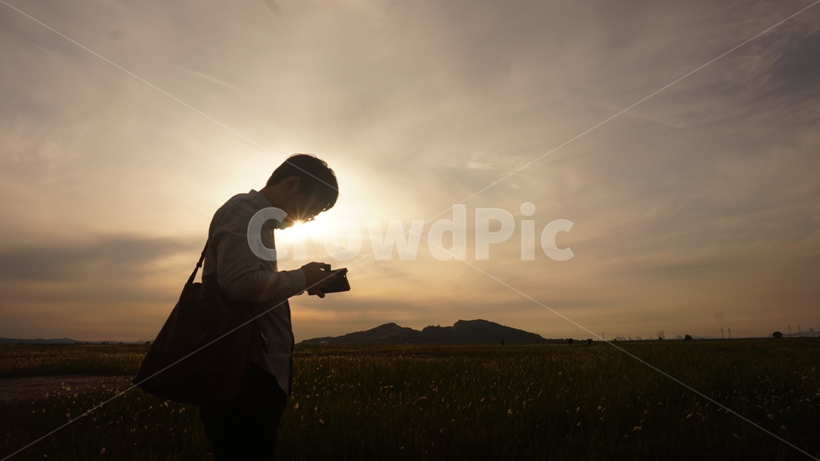 노을,평원,sunset,들판,수섬,하늘,옆모습,남성,여행