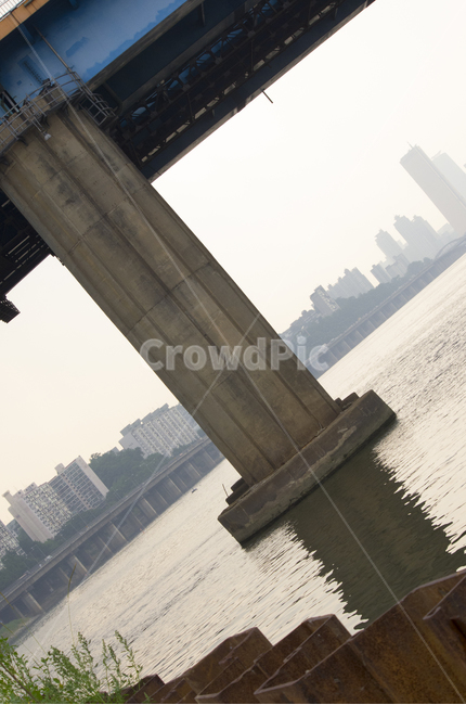 한강,다리,기둥,물가,대교,scene,view,feeling,emotion,nature,landscape,season,풍경,감정,감성,자연,계절,뷰티,bridge,river,water,한국,한국명소,랜드마크,풍경사진,감성사진,정취