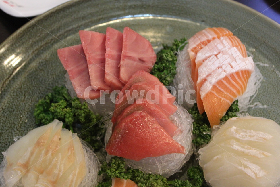 연어회,회,연어,참치,참치회,광어,모듬회,광어회,깔끔한,튜나,살몬,salmon,신선한,물고기,생선,점심식사,저녁식사,회식,식사,맛있는,싱싱한,해산물,해물,바다,바다요리,한국음식,일식,사시미,음식,식재료,요리,food,cook,meal,dishes,food reserves