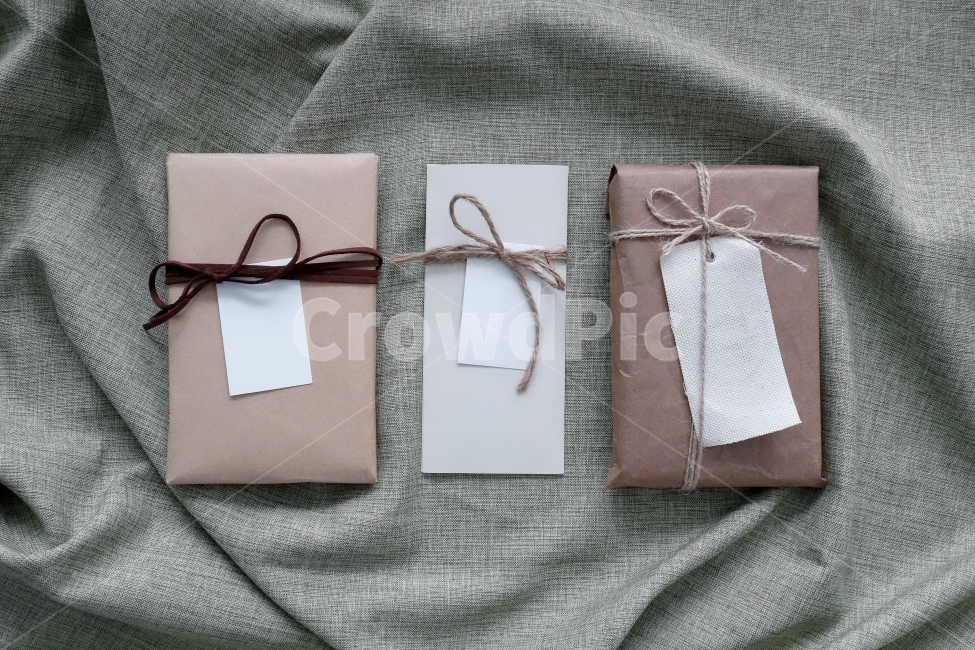 천배경,선물,이벤트,질감,소품,선물상자,천,prop,object,gift,giftbox,event,texture,ribbon,clothbackground,기념일,축하,anniversary,congratulation,celebrate,celebration,사물,물건,오브젝트,thing,object,matter,연출,컨셉,콘셉,direction,concept