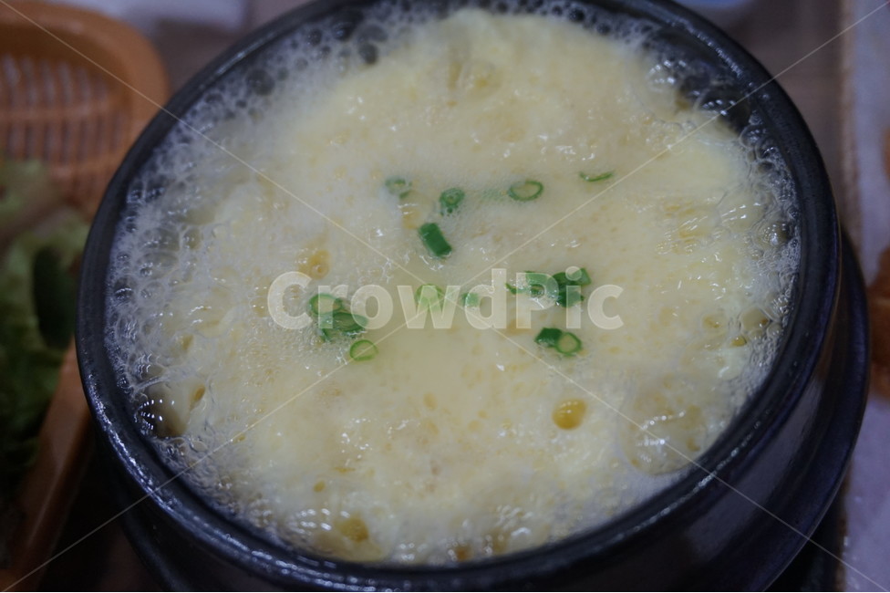 계란찜,계란탕,계란국,계란,계란요리,달걀,달걀요리,달걀찜,닭알,찜,탕,국,안주,요리,파,보글보글,재료,식재료,거품,뜨겁다,뜨거운,반찬,식사,한국요리,한국음식,한식,술안주,단백질,egg,dishes,음식,meal,cook,cooking,야식,음식,식재료,요리,food,cook,meal,dishes,food reserves,한식,한국음식,한국요리,korean food,korean dishes,korean meal,korean cook