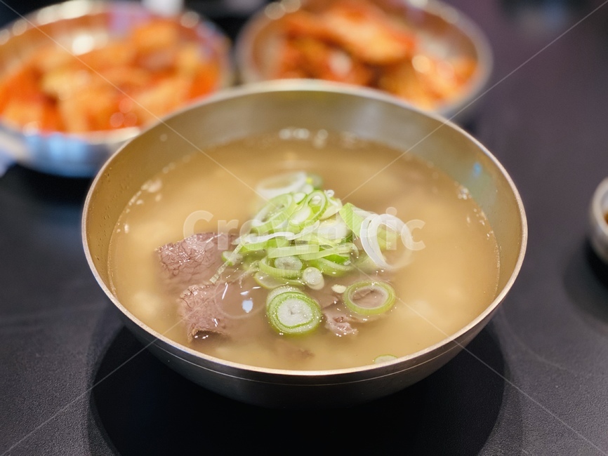 bowl,사발,food,음식,dish,요리,meal,식사,soupbowl,수프그릇,곰탕,서종옥