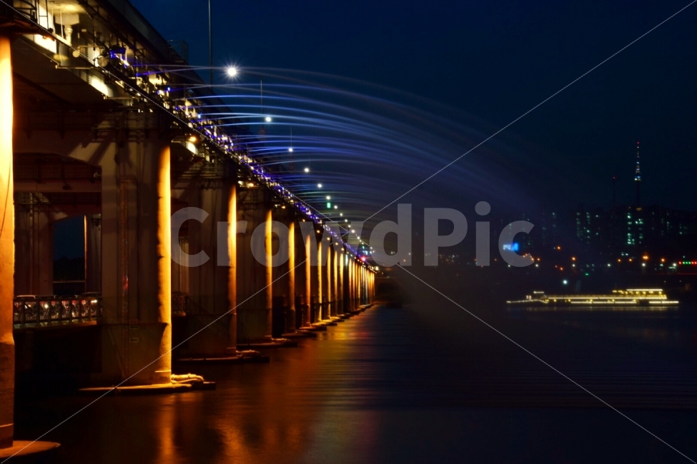 반포대교,무지개분수,야경,장노출,한강다리들,야경,밤,풍경,nightscape,night,landscape,도시,city,한국도시풍경,한국도시경관,korea cityscape,building,건물,architecture,건축물