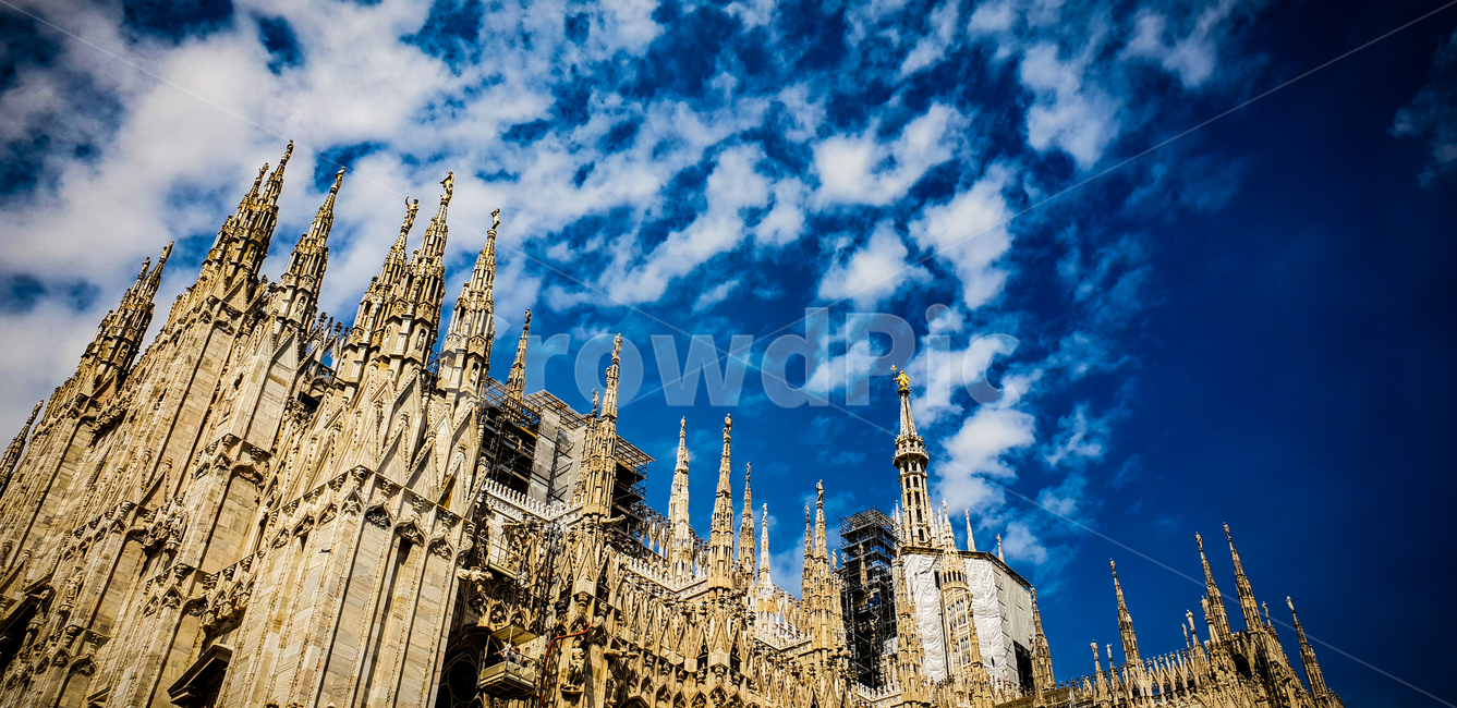 duomo,두오모,이탈리아,밀라노,성당,랜드마크,landmark,tourist attraction,해외,외국,세계,foreign,oversea,world,세계랜드마크,해외랜드마크,외국랜드마크,world landmark,world tourist attraction,종교,신앙,religion,belief,faith,건축물,건물외관,exterior,building,structure,architecture,construction,건물,steeple,뾰족한 탑,tower,탑,spire,첨탑,church,교회에,cathedral