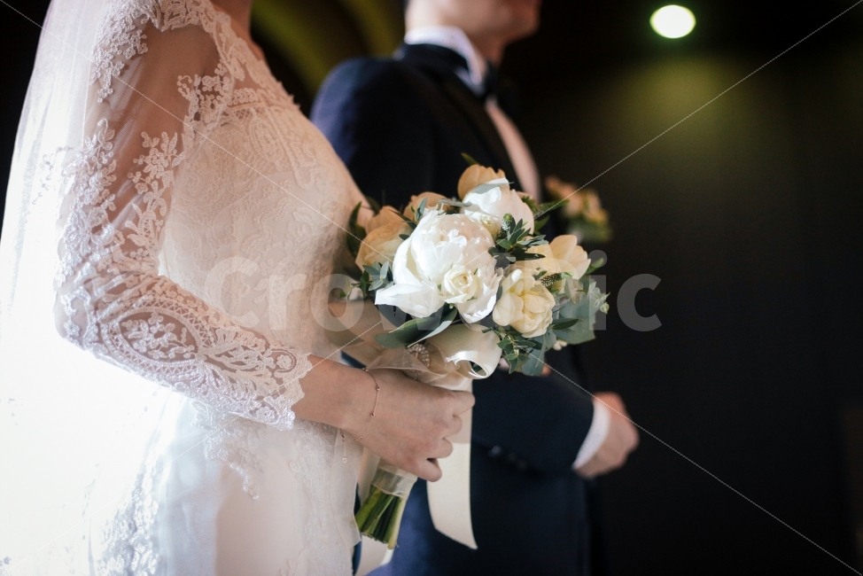 웨딩,결혼식,부케,드레스,결혼,예복,wedding,marry,생화,생화부케,사람,인물,인간,human,person,연인,커플,사랑,lover,couple,결혼,혼례,웨딩,wedding,marriage,marry,연출,컨셉,콘셉,direction,concept