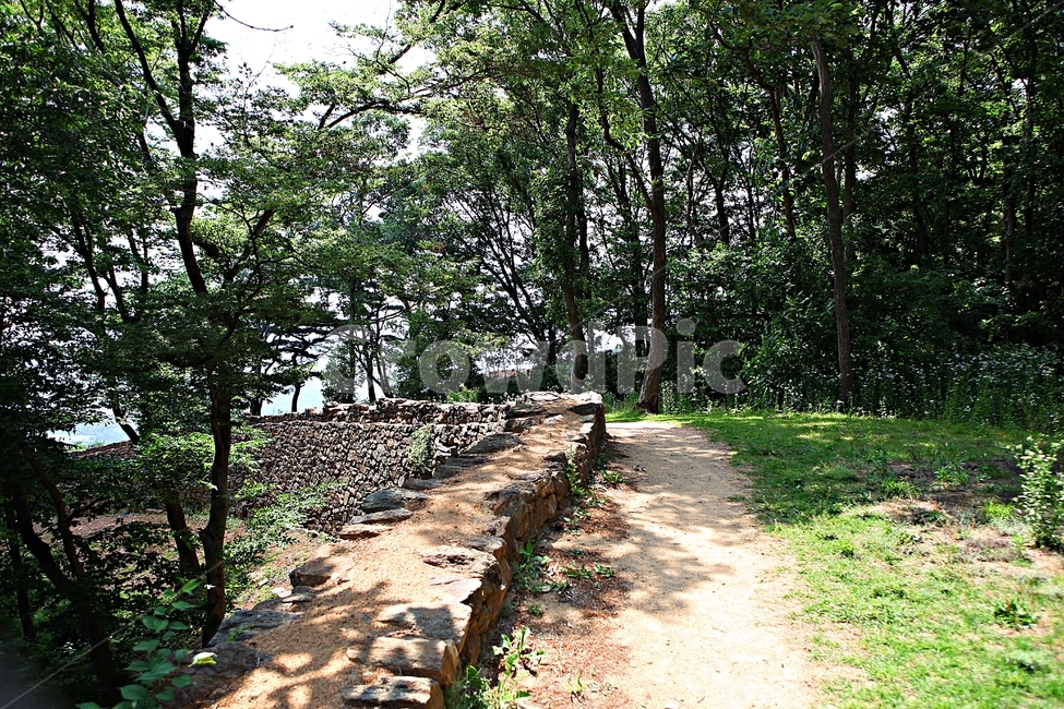 전등사,전등사둘레길,성곽,길,돌담,풍경