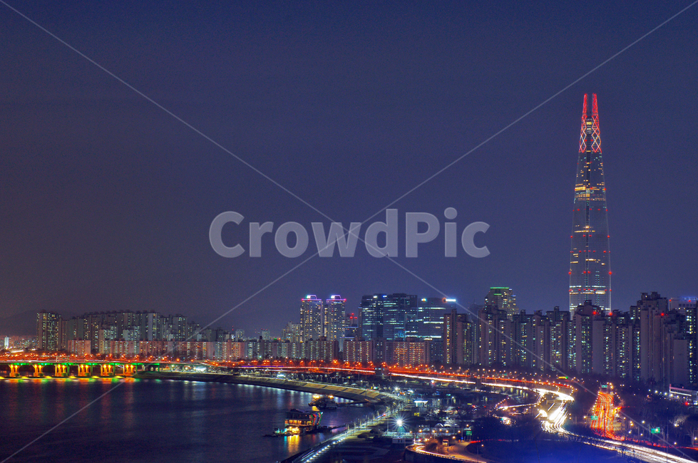 도심풍경,잠실,제2롯데월드,아파트,마천루,도로,한강,야경,도심야경,야경,밤,풍경,nightscape,night,landscape,도시,city,한국도시풍경,한국도시경관,korea cityscape