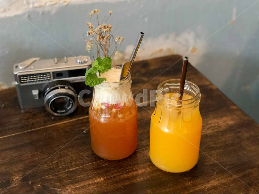 베트남,카페,레트로,빈티지카페,plant,병장식,마실것,drink,하노이