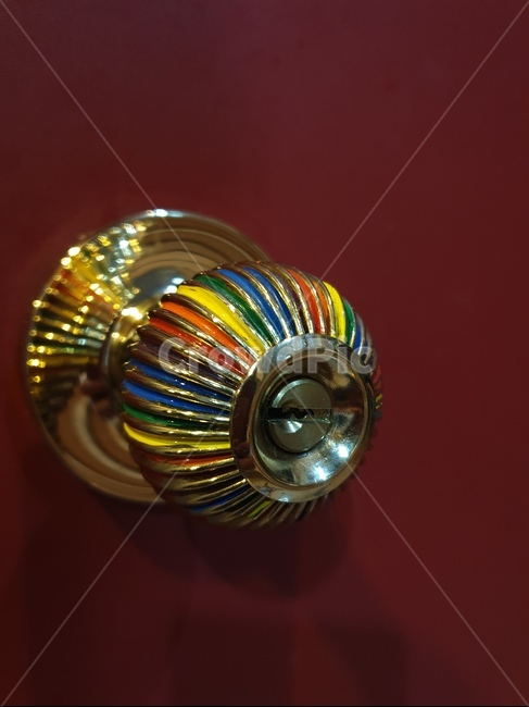 doorknob,손잡이,앤틱,antique,vintage,brass,금색,gold,rainbowcolors,doorhandle,장식,인테리어,background