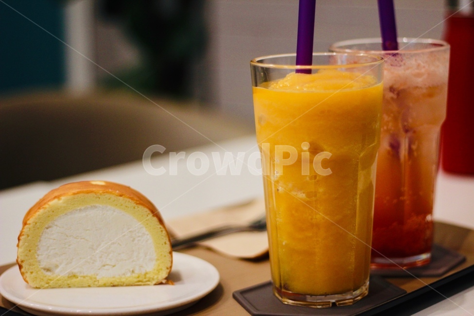 빵,bread,음료,에이드,탄산수,망고,컵,잔,카페,cafe,nocaffein,빨대,감성사진,음식,식재료,요리,food,cook,meal,dishes,food reserves,빵,bread,디저트,간식,후식,dessert,snack,음료수,drink,beverage,감성,sensible,feeling