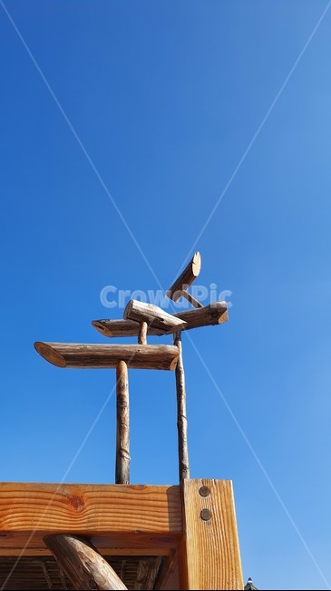 솟대,전통,전주,전주한옥마을,새,하늘,조각,나무조각,동물,멋진,커플,두쌍,bird,animal