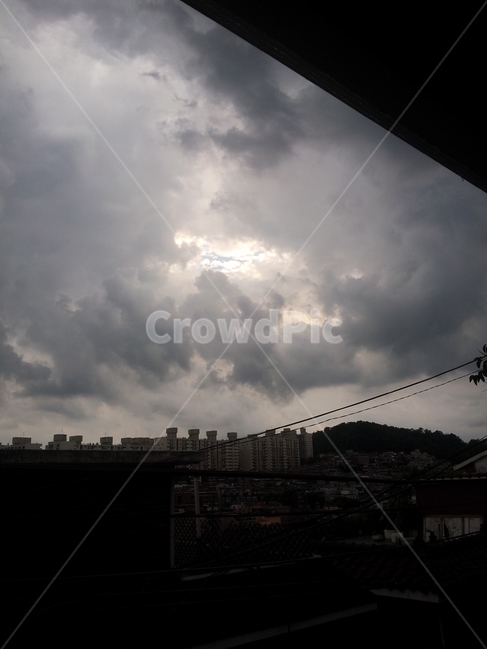 먹구름,흐린하늘,흐린날,비구름,blackcloud,darkcloud,raincloud,도시,풍경,city,landscape,한국도시풍경,한국도시경관,korea cityscape,nature,자연,weather,날씨,outdoors,옥외
