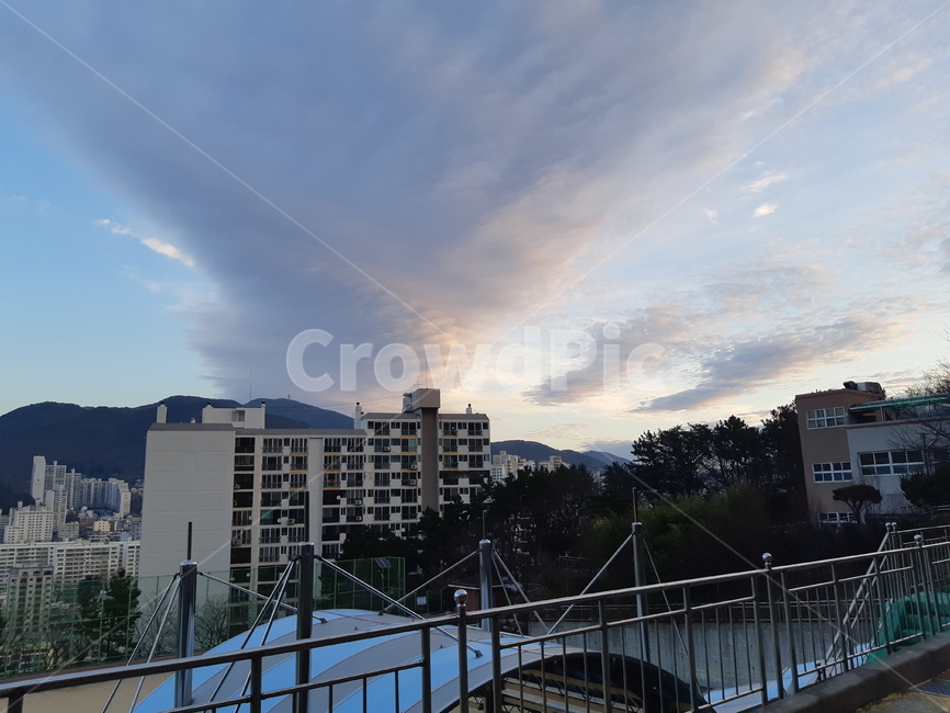 학교,자연,구름,노을,겨울