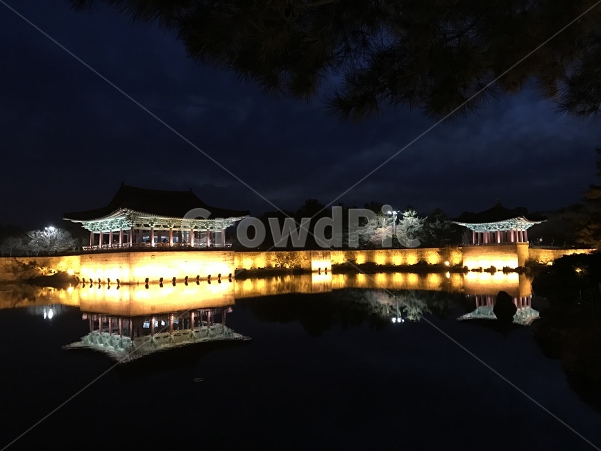 경주,안압지,야경,경주야경,신라시대,유적지,야경,밤,풍경,nightscape,night,landscape,랜드마크,landmark,tourist attraction,한국랜드마크,한국관광지,한국명소,korea landmark,korea tourist attraction,building,건물,architecture,건축물,worship,예배,shrine,신사