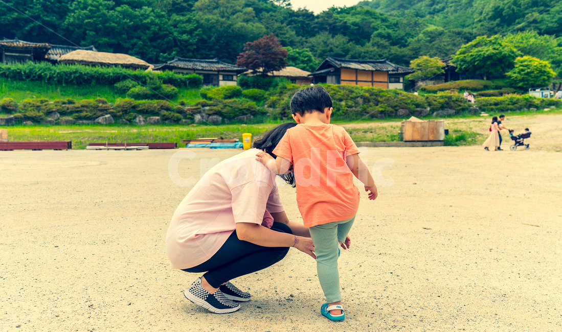 모정,모성애,가족,모자지간,엄마,아들,사람,인물,인간,human,person,가족,패밀리,family