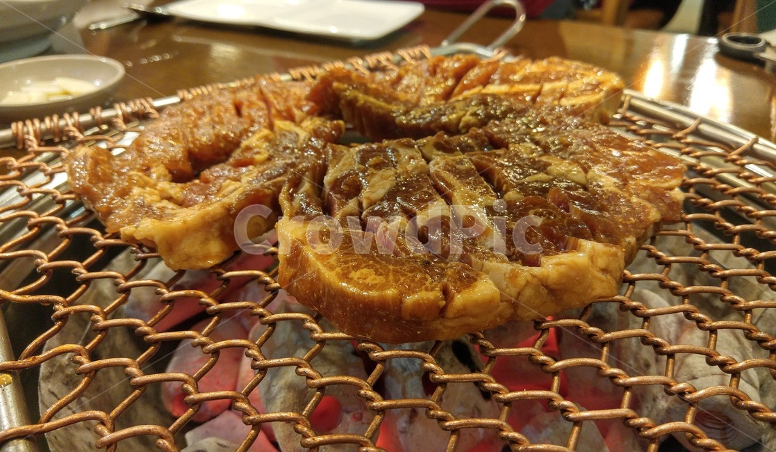돼지갈비,돼지고기,숯불갈비,육류,고기,음식,식재료,요리,food,cook,meal,dishes,food reserves,육류,고기,meat,한식,한국음식,한국요리,korean food,korean dishes,korean meal,korean cook