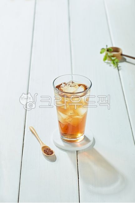 카페이미지,음료이미지,카페메뉴,카페음료,음료수,음료,smoothie,마시다,플레이팅,연출샷,유리컵,유리잔,감성,icetea,tea,아이스티