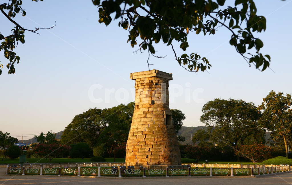 첨성대,문화재,landmark,경주,천문관측소,한국전통,건축물,trditional,korea,문화유산,관광지,유명한,culture,korean,신라
