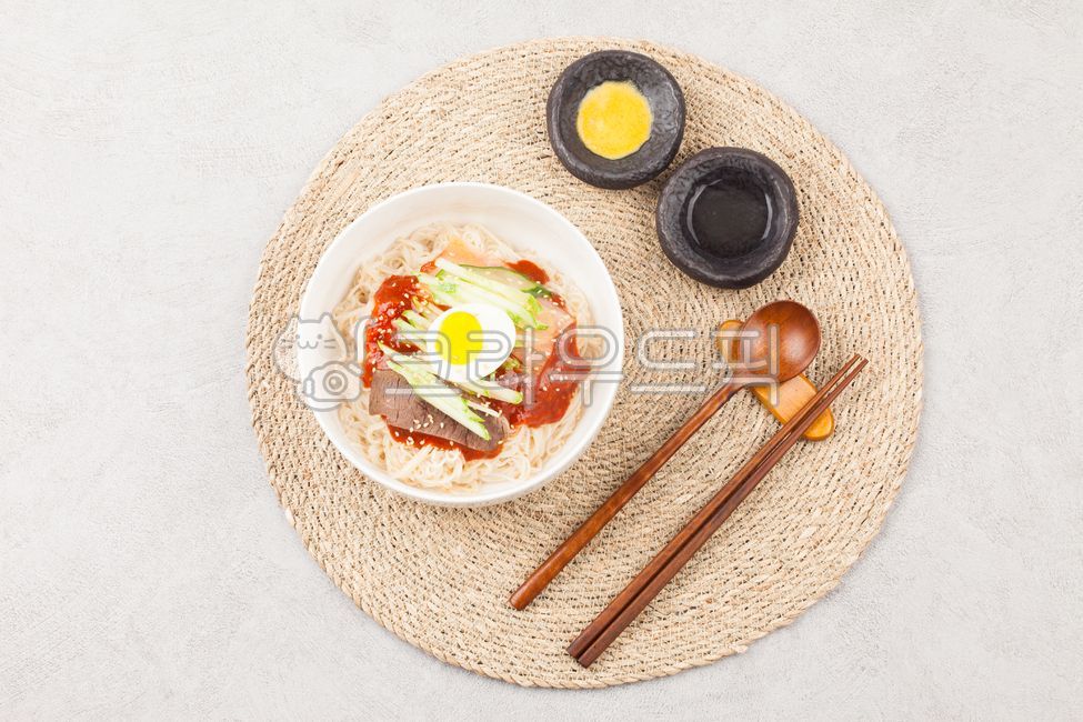 Cold noodles,noodles,bibim cold noodles,summer,cooking,food,egg,cucumber,gochujang