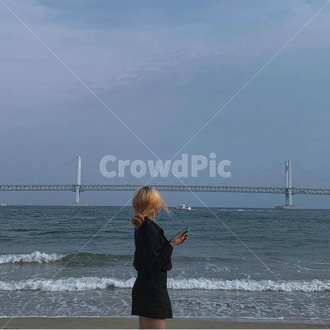 부산,광안리,데이트,여행,감성,대학생여행,데일리룩,해변,바다,beach,sea,사람,인물,인간,human,person,여성,여자,woman,female,lady