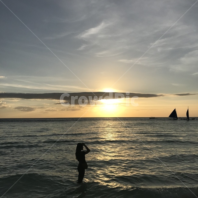 여자,노을,바다,그림자,석양,사람,선셋,보트,boat,sunset,sea,beach,cloud,노을하늘,석양풍경,노응풍경