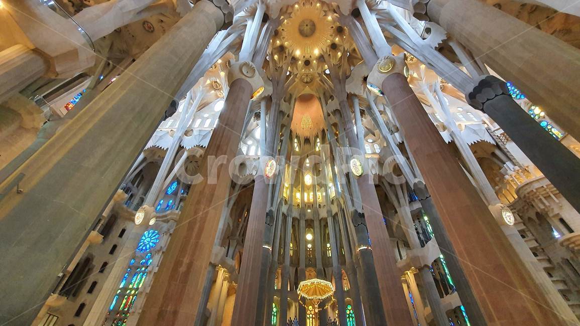 스페인,베르셀로나,사그라다,파밀리아,성당,가우디,spain,sagrada,familia,catholic,church,gaudy,barcelona,건축물,building,lighting