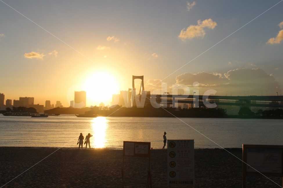 일본,도쿄,오다이바,석양,여행,여름,계절,summer,season,해변,바다,beach,sea,도시,풍경,city,landscape,해외,외국,세계,foreign,oversea,world,flare,플레어,light,빛,sunlight,햇빛,nature,자연,outdoors,옥외
