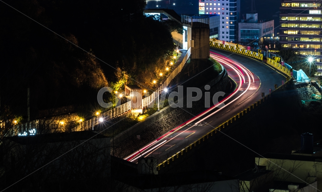 장노출,야경,풍경,부산,초량,궤적,스펙트럼,야경,밤,풍경,nightscape,night,landscape,도시,city,한국도시풍경,한국도시경관,korea cityscape,교통,교통수단,traffic,transportation,road,도로,freeway,고속 도로,highway,고속도로