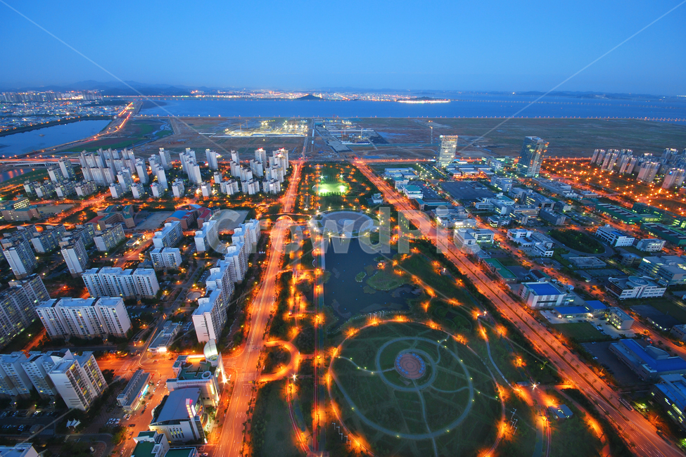 night view,fancy,hyundai,city,construct,skyline,top angle,Songdo New Town,building,Newtown,beautiful,modern architecture,sight,Development,cityscape,fire,planned city,park,high view,sky,top view,Incheon,Sunrise Park,downtown,water,Songdo,korea,new city,oc