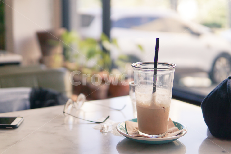 카페,커피,휴식,coffee,cafe,latte,라떼,아이스라떼,tea,teatime,티타임,감성,여유,여유로움,안경,mood,커피,카페,coffee,cafe,감성,sensible,feeling