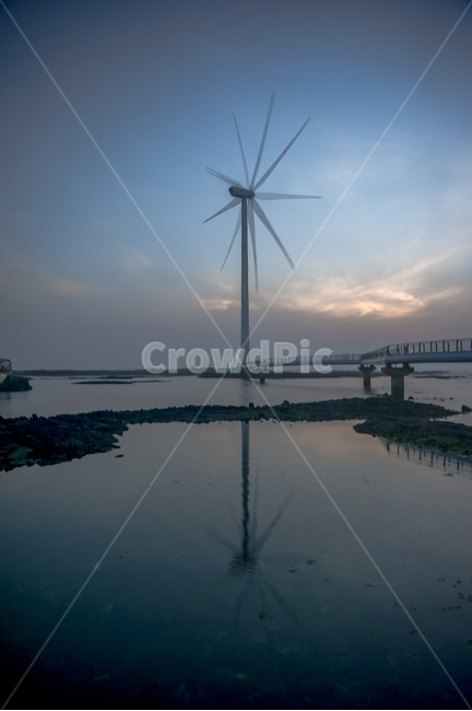 반영,풍차,노을,석양,수평선,풍차해안,하늘,산업,industry,industrial,에너지산업,energy industry,motor,모터,engine,엔진,machine,기계