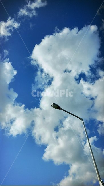 하늘,구름,뭉게구름,파란하늘,가로등,자연,풍경,nature,landscape,azure sky,푸른 하늘,sky,outdoors,옥외
