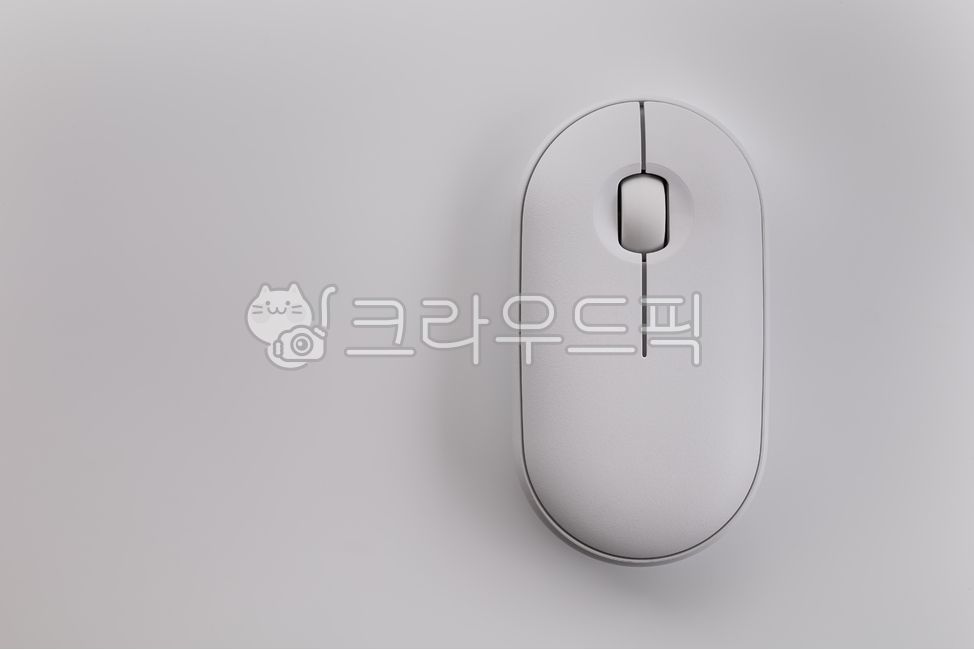 whitewirelessmouse,Minimal design,white background,Simple design,white mouse,Electronic products,mouse,minimalism,computer,search,WebSurfing,white,modern design,pc mouse,computer mouse,wireless mouse,wirelessmouse,whitebackground,whitemouse,White,pc,wirel