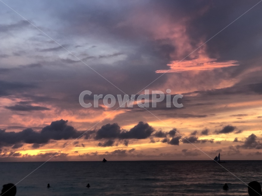 붉은노을,구름,휴양지,하늘,sunset,야자수,동남아시아,해질녘,보라하늘