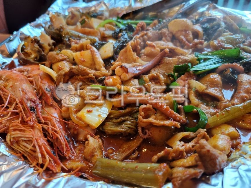 Octopus Samhap,stirfried dishes,Teppan cooking,Nakgopsae,Octopus hotpot